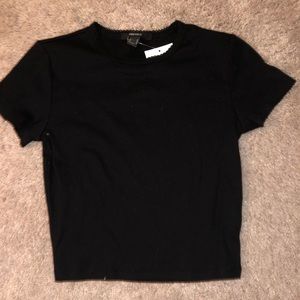 Small plain black t shirt